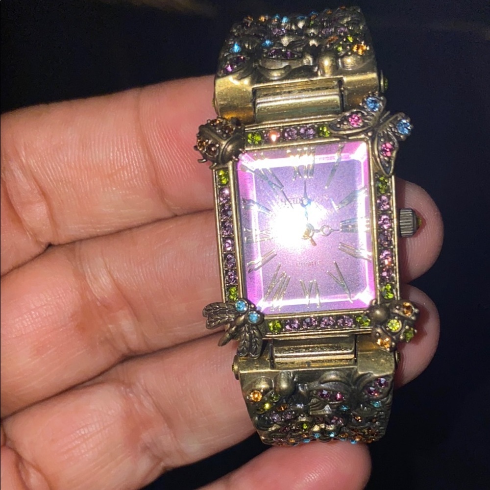 Vintage Heidi Daus Elegant Gold and Purple Women's Watch - Picture 4 of 10